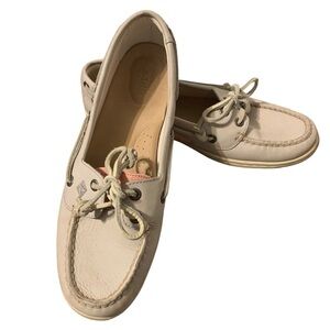 Sperry Women’s Light Gray and Red Slip on Boat Shoes Size 9.5M